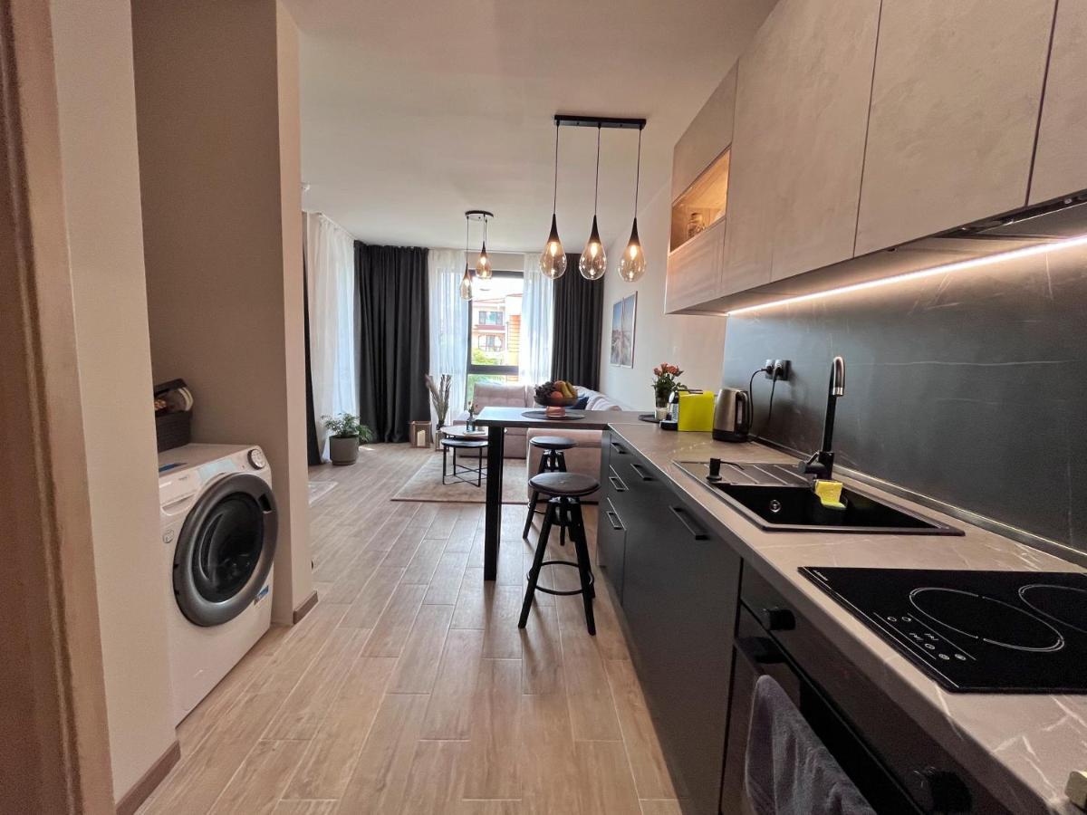 Azur Alegria Studio - Free Parking & Pool Sankt Konstantin & Helena Eksteriør billede