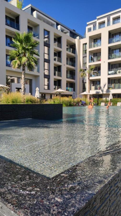 Azur Alegria Studio - Free Parking & Pool Sankt Konstantin & Helena Eksteriør billede