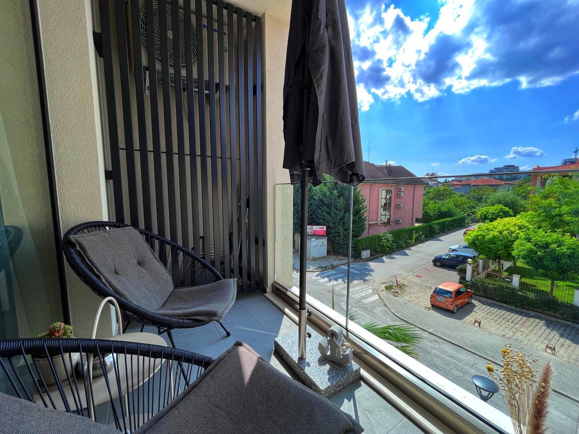 Azur Alegria Studio - Free Parking & Pool Sankt Konstantin & Helena Eksteriør billede